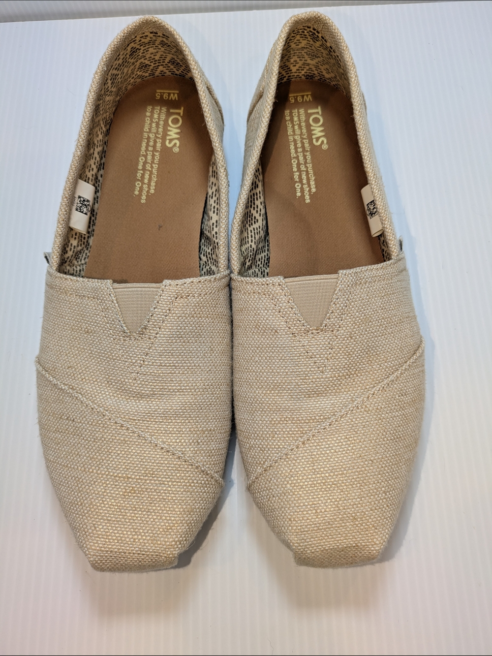 TOMS Women’s Classic Slip On Shoes Beige Gold Shimmer Canvas Flats Size 9.5